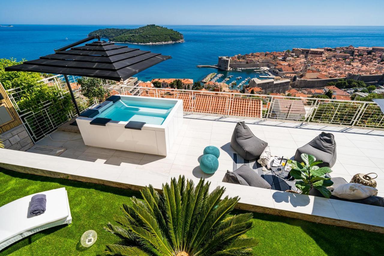 Gorgeous Ground Floor W/ Minipool & Patio Ragusa
